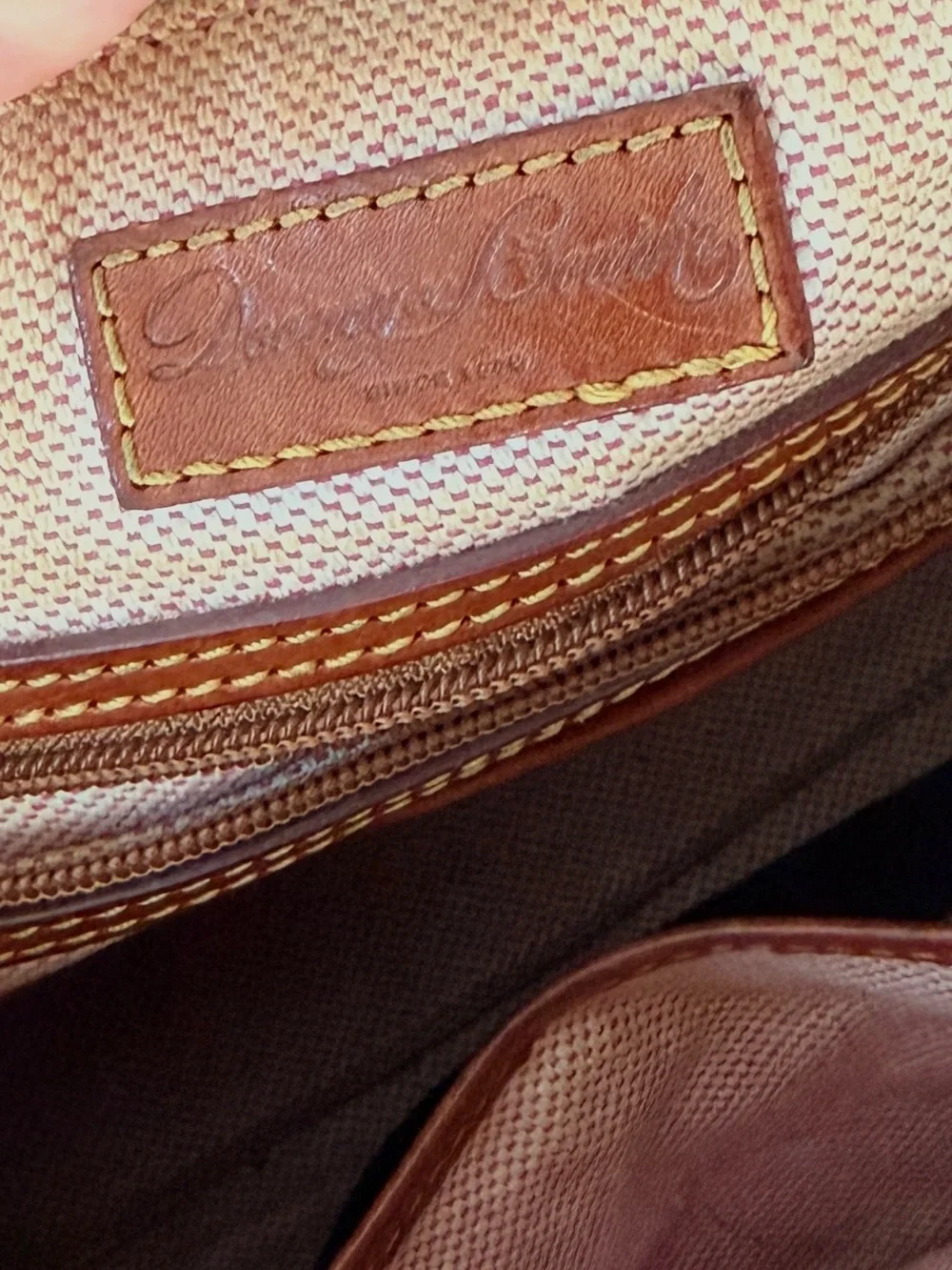 Dooney & Bourke Pebble Leather Duffle Satchel Bag Black Tan Medium Classic Prep